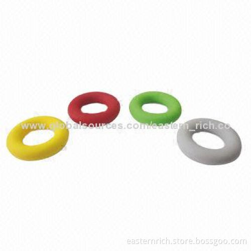 Silicone napkin ring, diameter of 6.3cm, thickness of 1.5cm